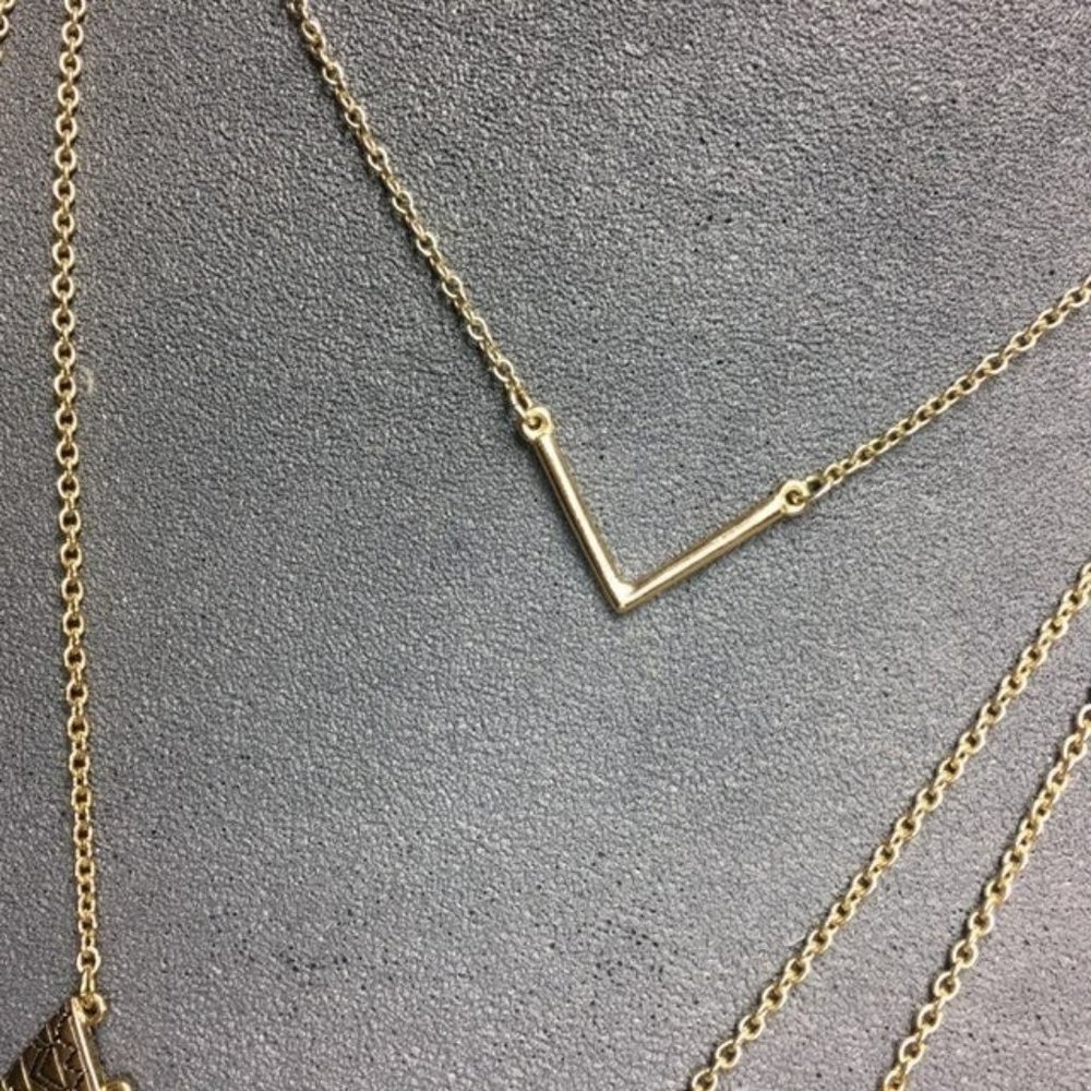 Gold Necklace Earrings Triple Chain Triangle Brown Stone V - Picture 5 of 10